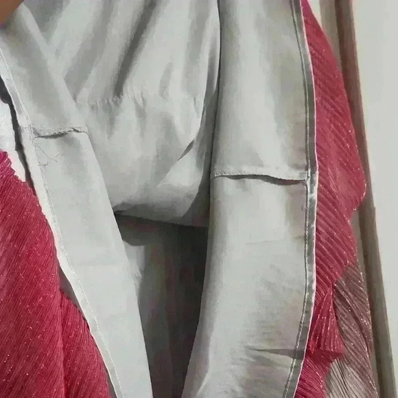 Arula Sparkly Tiered Party Dress - Picture 3 of 9